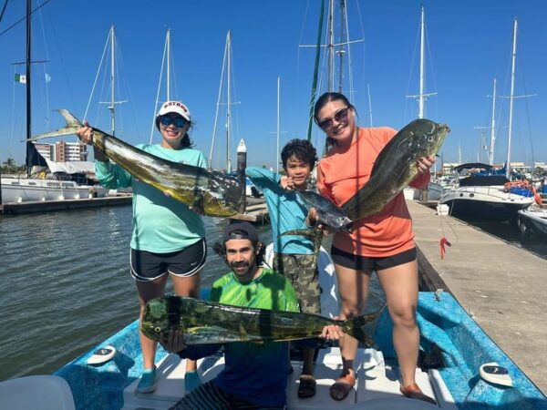 Fishing for Marlin in Mazatlan - Duration and Group Size