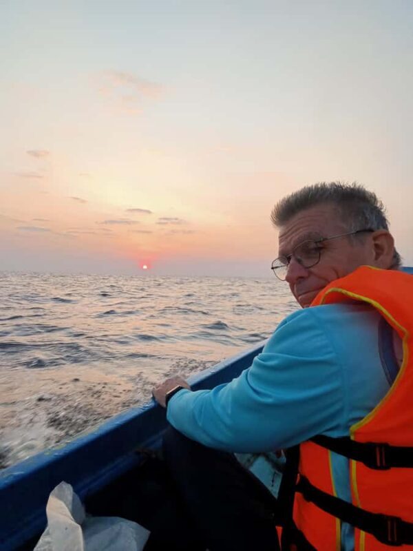 Fishing on Tonle Sap Lake in Siem Reap - Logistics and Practical Considerations