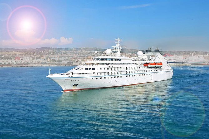 Fiumicino FCO Airport to Civitavecchia Port of Rome Private Transfer - Meeting and Pickup