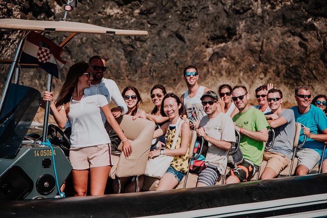 Five Island Speedboat Tour Featuring the Blue Cave and Hvar - Uncover the Beauty of the Blue Cave: A Must-Visit Highlight