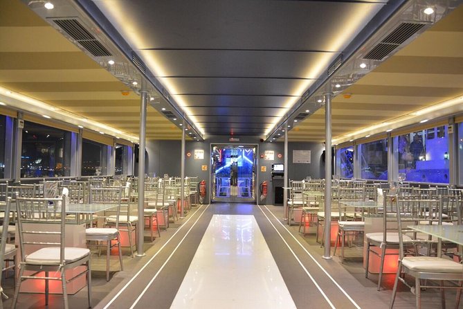 Five Star Cruise in Dubai Marina ( Catamaran Cruise) - Luxe Dinner Cruise: Nighttime Sightseeing Extravaganza
