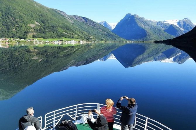 Fjord Cruise to Fjærlandsfjord - Meeting and Pickup Details