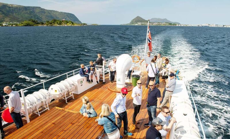 Fjord Tour Round Trip from Ålesund - The Village Stop in Øye