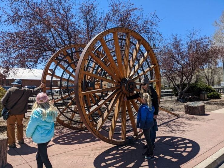 Flagstaff: Self-Guided Scavenger Hunt Walking Tour - Activity Details
