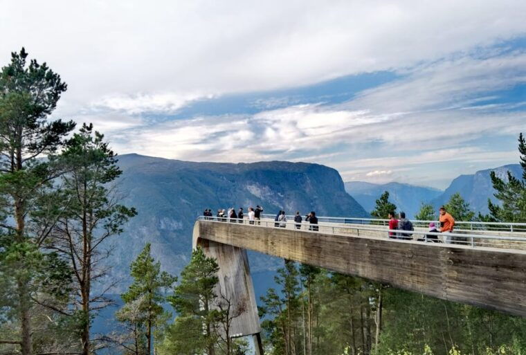 Flåm Flexible Tour with Stegastein, cruise and train include - Who Would Love This Tour?