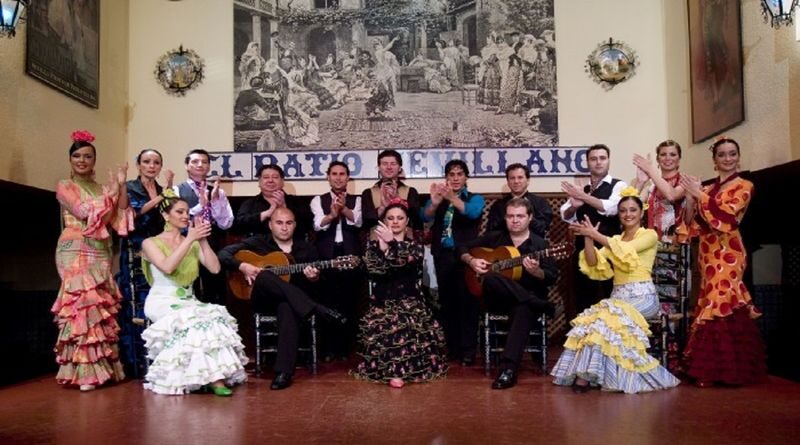 Flamenco Night in Seville - Choosing food, drinks, or show-only