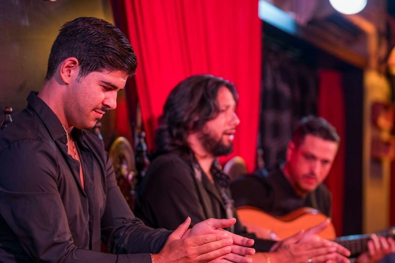 Flamenco show at Jardines de Zoraya in Granada - Choosing a Show Time and Getting There