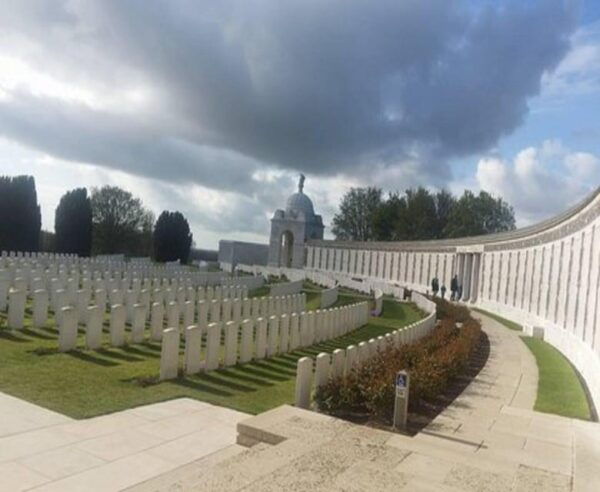 Flanders World War I Battlefields Private Tour From Brussels - Group Size and Languages