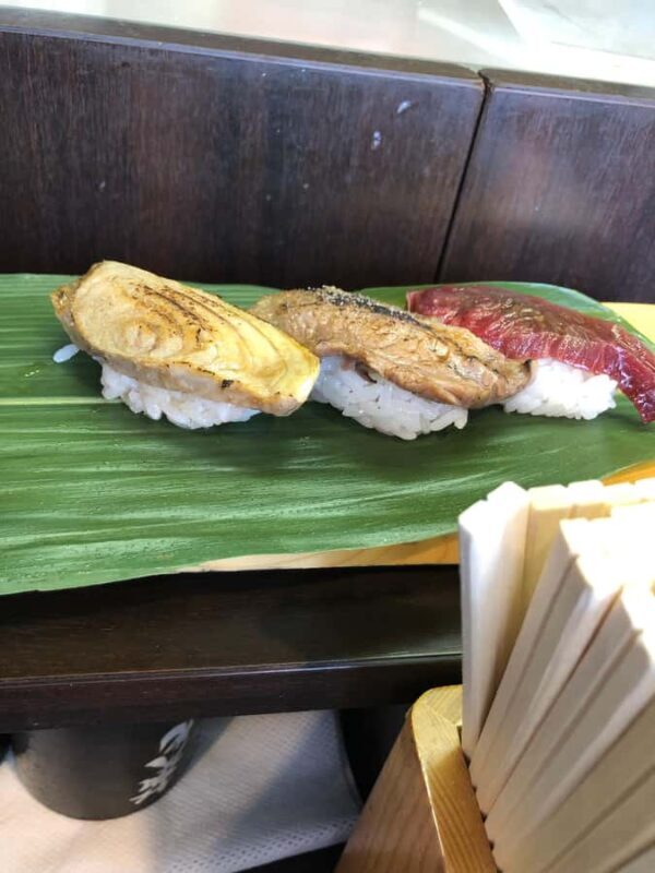 Flavors and Serenity: Tsukiji and Hamarikyu garden in Spanish - Practical Details and Tips