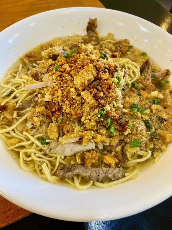 Flavors of Iloilo Half-Day Food Tour: Batchoy, Pancit Molo, and More - Three Iloilo flavors, one easy route