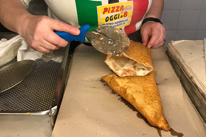 Flavors of Naples Decumani Street Food and Sightseeing Tour - Cultural Landmarks