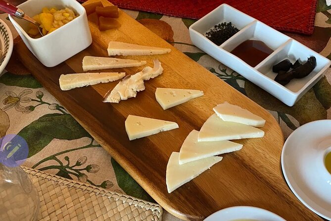 Flavors of Spain Home Tastings of Manchego Cheese Jamón and Wine - Pairing Manchego Cheese With Wine
