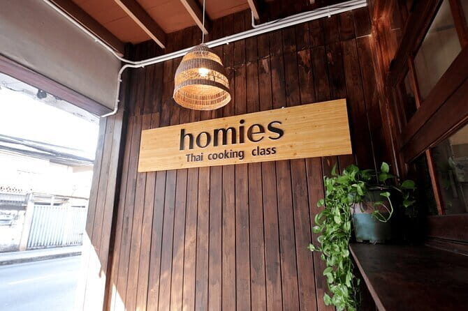 Flavors of Thailand Vegan and Vegetarian Cooking Adventure - A Deep Dive into the Flavors of Bangkok