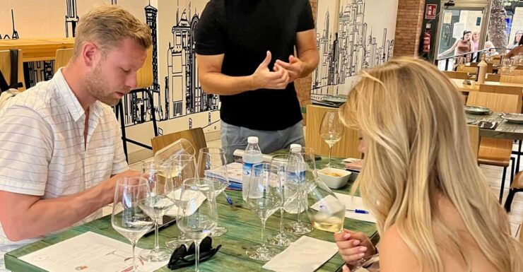 Flavors Route: Tasting of 5 Wines With Pairing in Alicante - Wine Tasting and Pairing