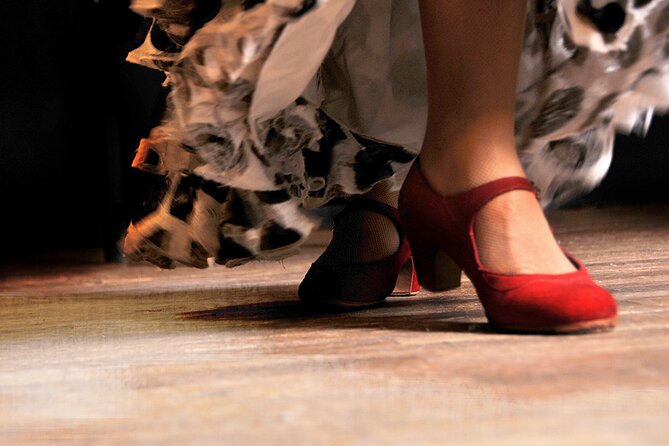 Flavours & Flamenco Experience in Madrid Pub Crawl - About MADride Travel