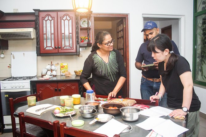 Flavours of Sri Lanka - Expert-Led Cooking Class