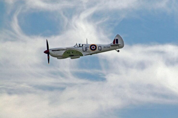 Flight in a WWII Spitfire - Good To Know
