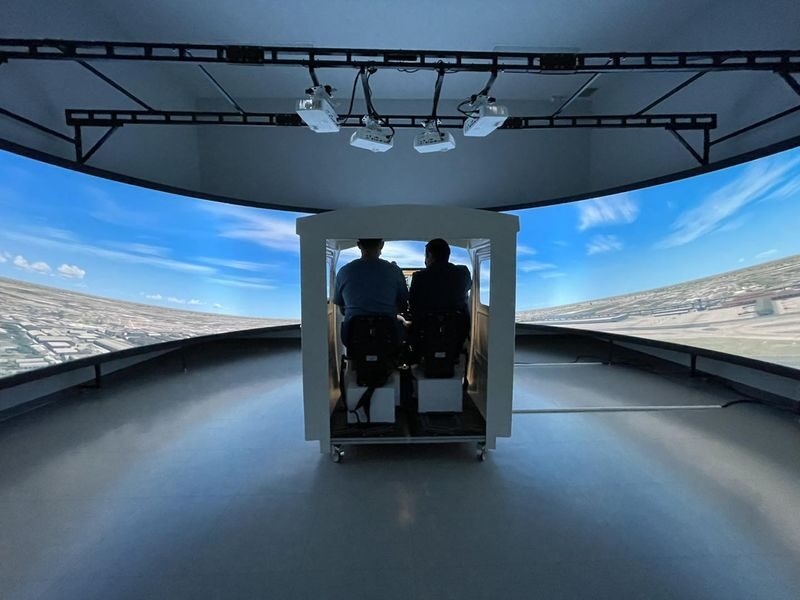 Flight Simulator BANGKOK - A realistic simulator, not a joyride