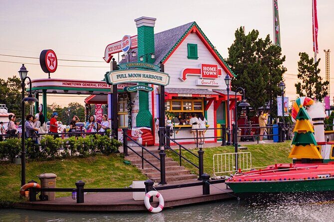 Floating and Train Market Experience from Bangkok - The Sum Up