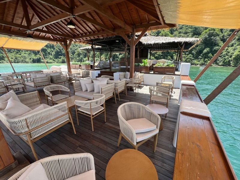 Floating Club House Island Hopping Day Tour at Gaya Island, Sabah - Who should book this trip?