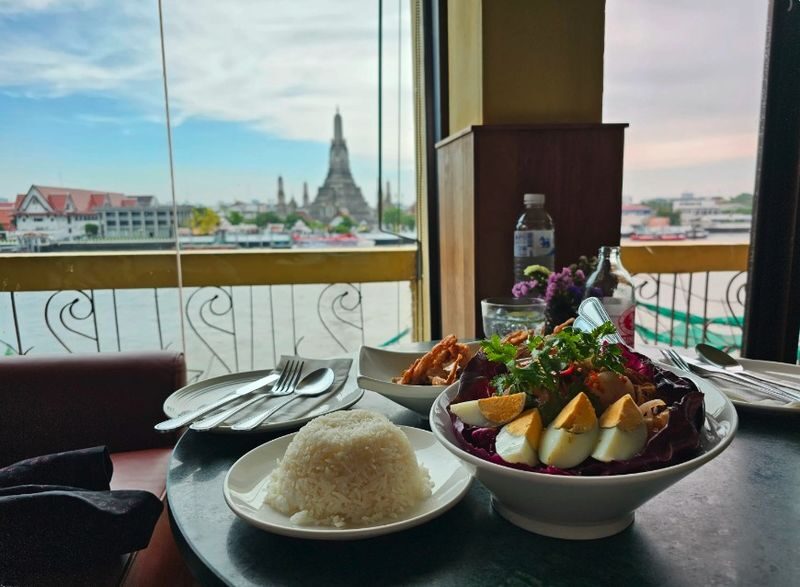 Floating Market Grand Palace and Chao Phraya River View Tour - Should you book this tour?