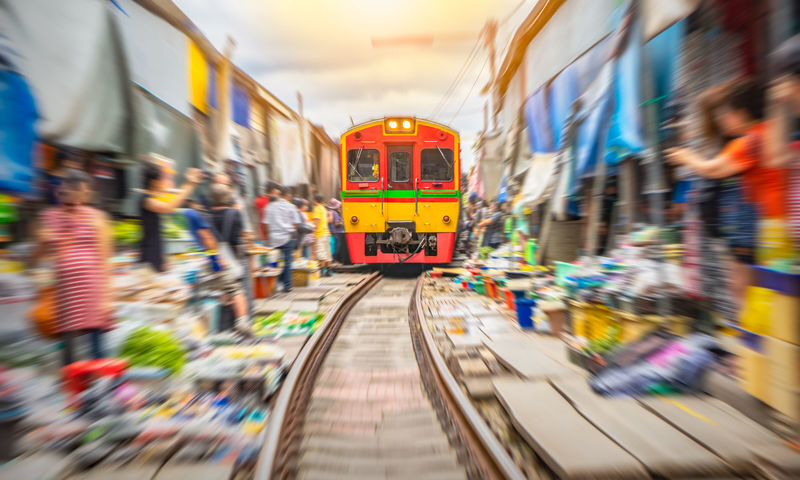 Floating Market & Maeklong Railway Market Round-trip by PandaBus - Who should book this morning out?