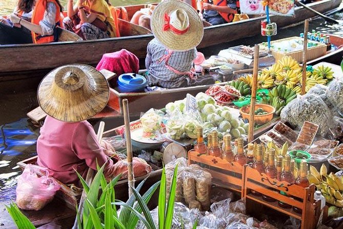 Floating Markets and Bridge on River Kwai Tour From Bangkok - Damnoen Saduak Floating Market