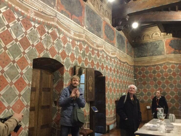 Florence: 1-Hour Private Tour of an Ancient Florentine House - Good To Know