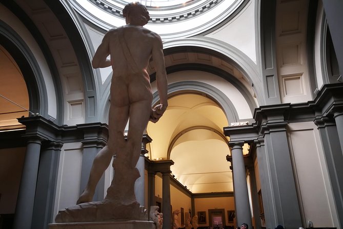 Florence Accademia Gallery: All Michelangelos Masterpieces Guided Tour - Engagement of Young People