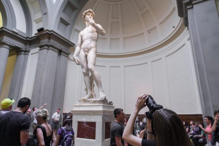 Florence: Accademia Gallery & Vintage Bike Tour With Gelato - Itinerary Breakdown