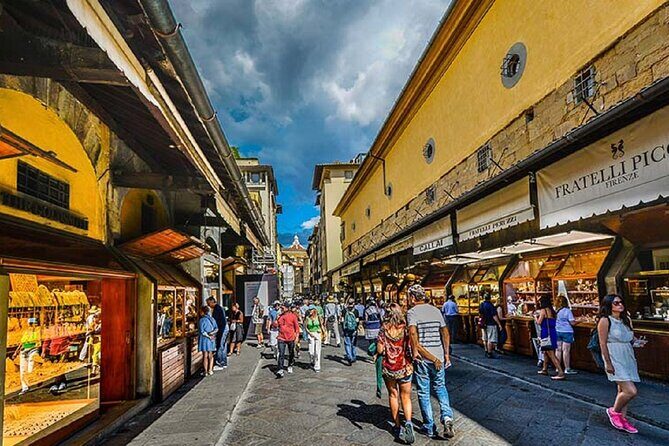 Florence and Pisa Private Tour from Rome - Piazza della Repubblica and the Final Florence Stop