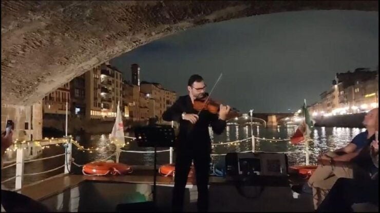 Florence: Arno River Cruise With a Live Concert - Activity Details