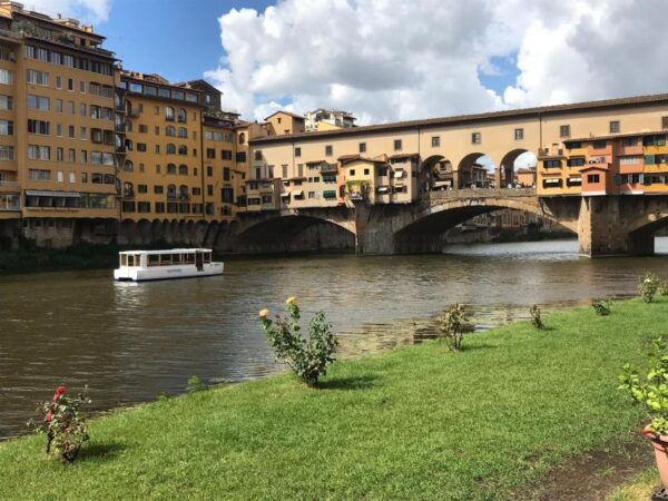 Florence by Land & Water: Walking Tour and Arno River E-Boat - The Sum Up