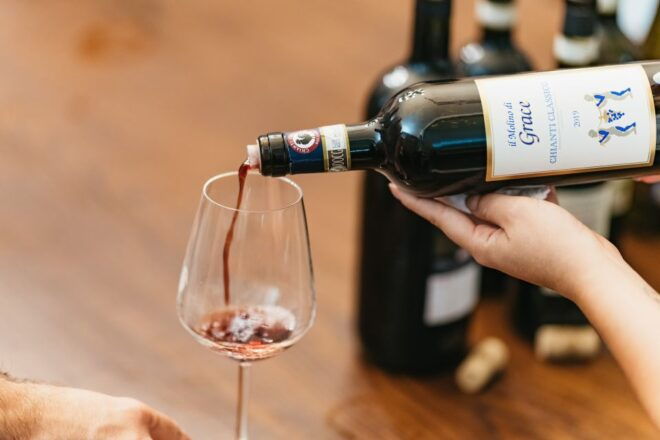Florence: Chianti Wineries Tour With Food and Wine Tasting - Vineyard Visits and History