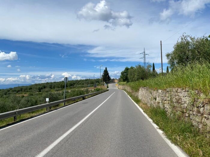 Florence Countryside 2.5h Premium E-Bike Tour + Photo Shoot - Frequently Asked Questions