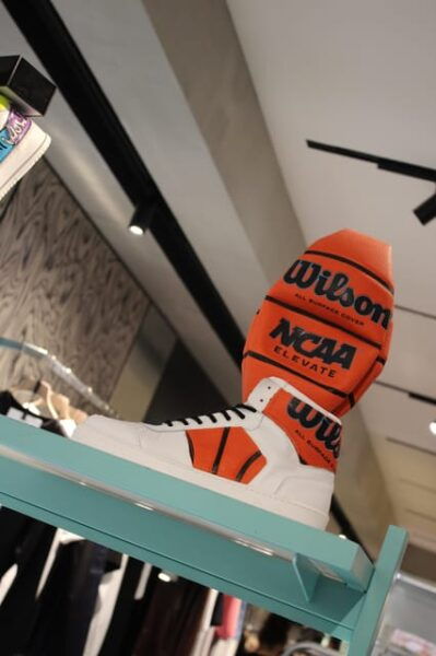 Florence: Custom Sneaker Making Experience With Wine Tasting - Additional Benefits