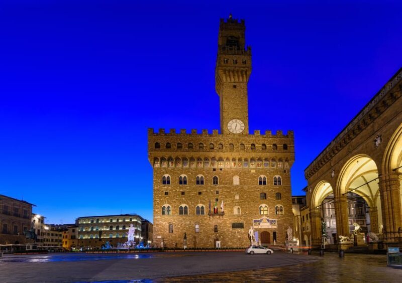 Florence: Dark Secrets & Scandals Evening Walking Tour - Practical Details and What to Expect