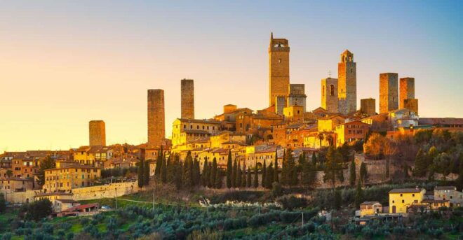 Florence: Day Trip With Free Time in San Gimignano and Siena - Meeting Point and Logistics