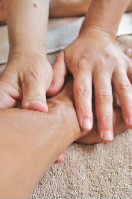 Florence: Deep Tissue Massage by Massageflorence.Com - Included Services