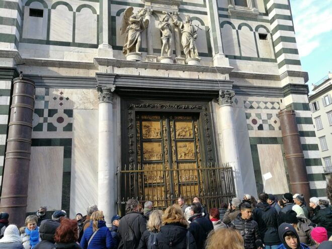 Florence: Duomo Area Tour and Brunelleschi's Dome Climb - Meeting Point and Important Information