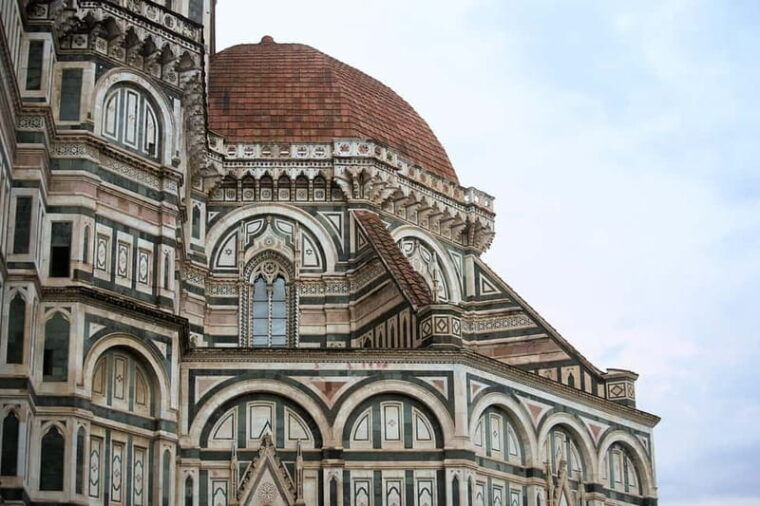 Florence: Duomo Dawn Entry with Key Holder & Dome Climb Tour - Practical Details: What’s Included and What Not