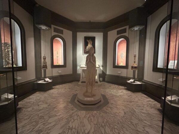 Florence: Duomo Museum Tour & Brunelleschis Dome Climb - Attire Guidelines