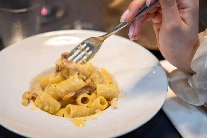 Florence: Flavours of Tuscany Food Tour - Local Recommendations