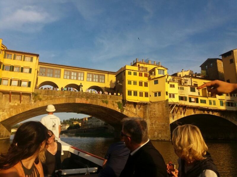 Florence: Guided Gondola Boat Tour with a Glass of Wine - Good To Know
