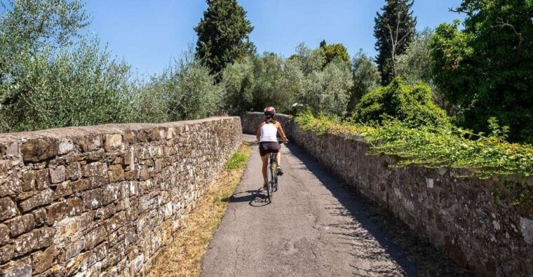 Florence: Half-Day Tuscan Countryside Bike Tour and Tastings - Tasting Authentic Tuscan Cuisine