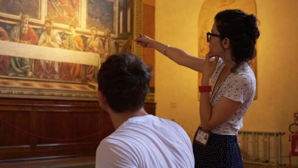 Florence: Hidden Gems and Live Painting With Licensed Guide - Why Choose a Licensed Guide