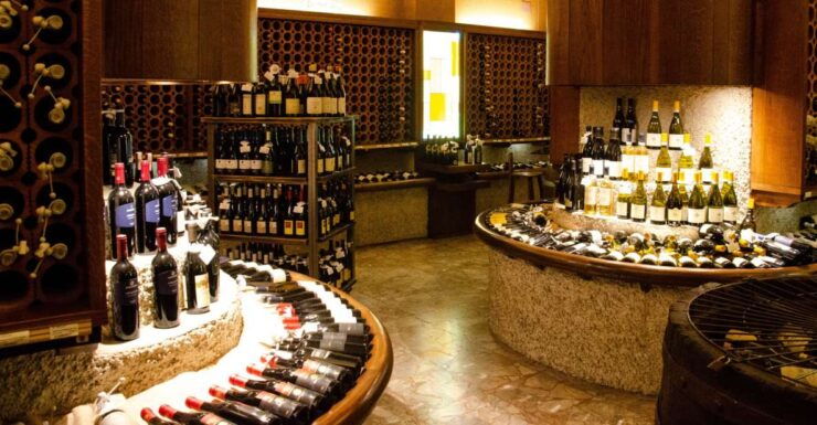 Florence: History Walking Tour With Wine Tasting - Language Options