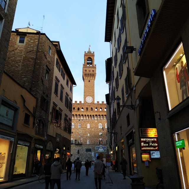Florence: Kids Treasure Hunt in Florence Downtown - Family-Friendly Adventure for All Ages