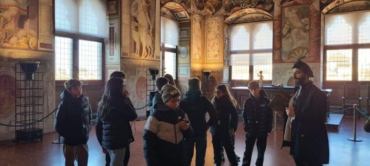Florence: Kids Treasure Hunt in Palazzo Vecchio - Pricing and Reservation Details