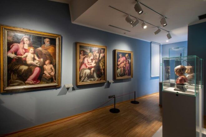 Florence: Museo Della Misericordia Guided Tour With Ticket - Customer Reviews and Rating